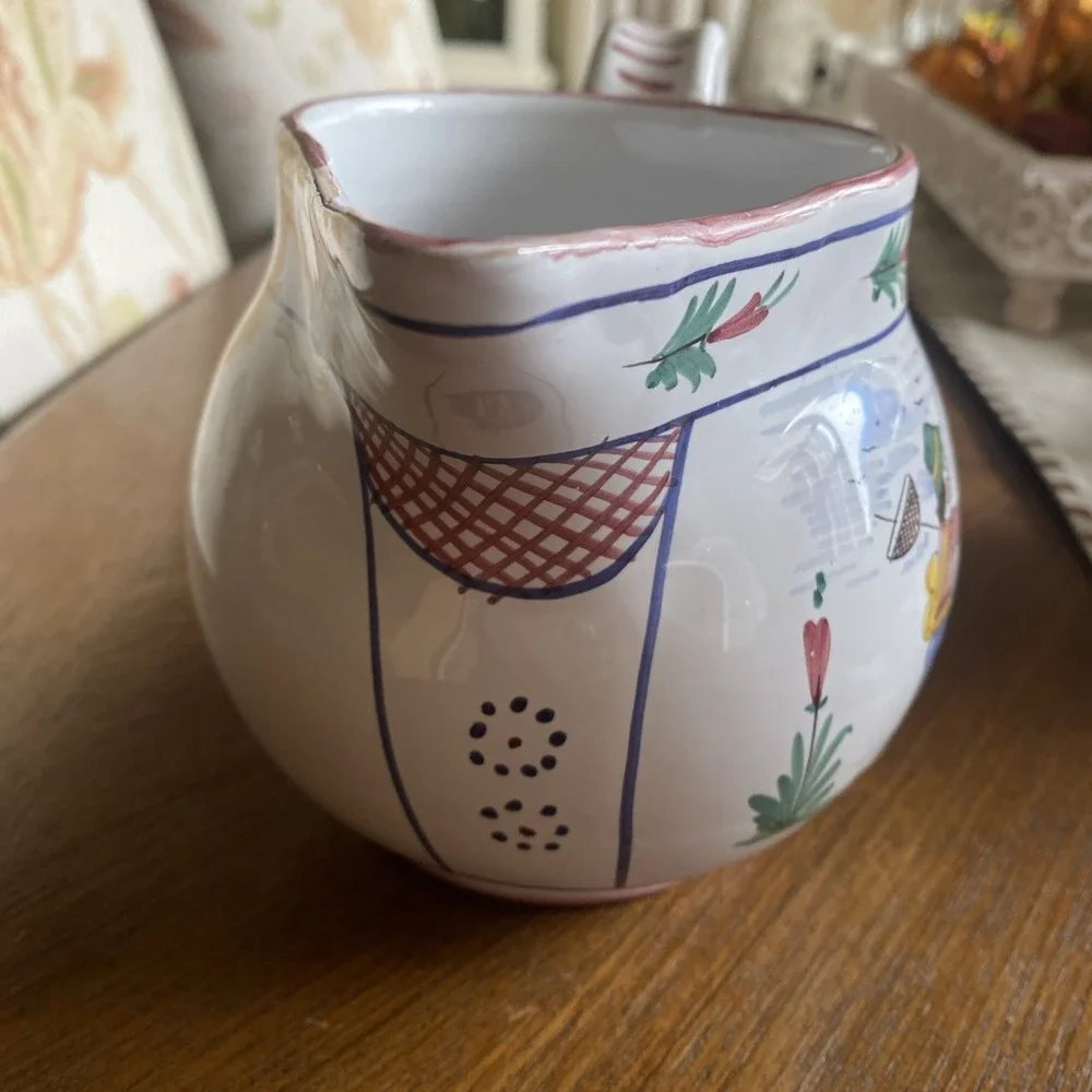 Italian Sberna Deruta Quimper Style Art Pottery Pitcher/Jug Gardening Scene
